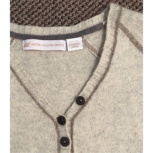 Lambswool V-Neck Sweater - Picture 5 of 6